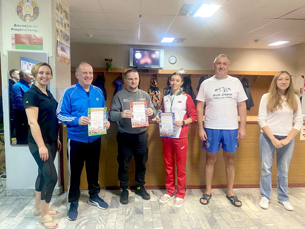 В Климовичах провели командные соревнования по плаванию