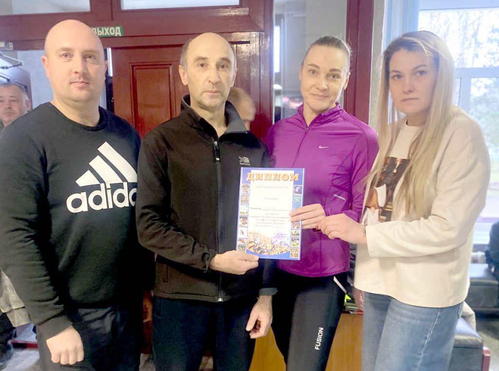 В Климовичах провели командные соревнования по плаванию