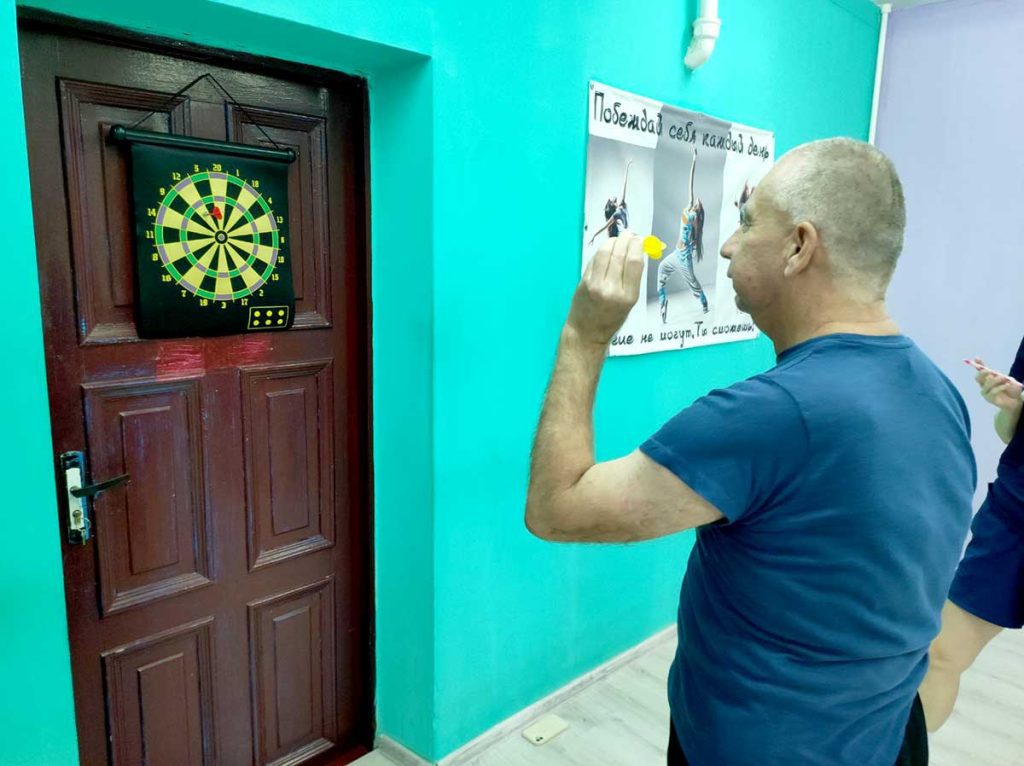 Как посетители Климовичского РЦСОН приобщались к здоровому образу жизни