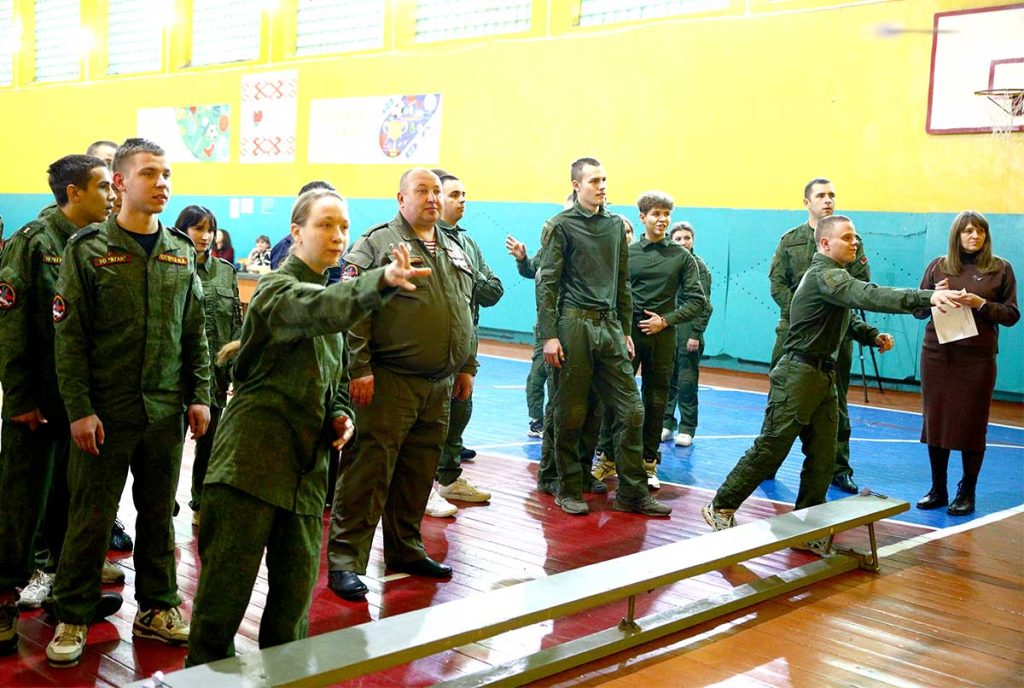 Клубы «За Родину!» и «Пламя» встретились в Климовичском аграрном колледже