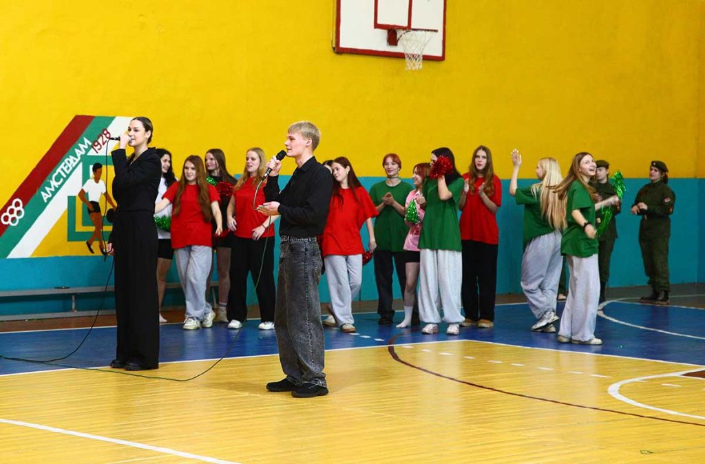 Клубы «За Родину!» и «Пламя» встретились в Климовичском аграрном колледже