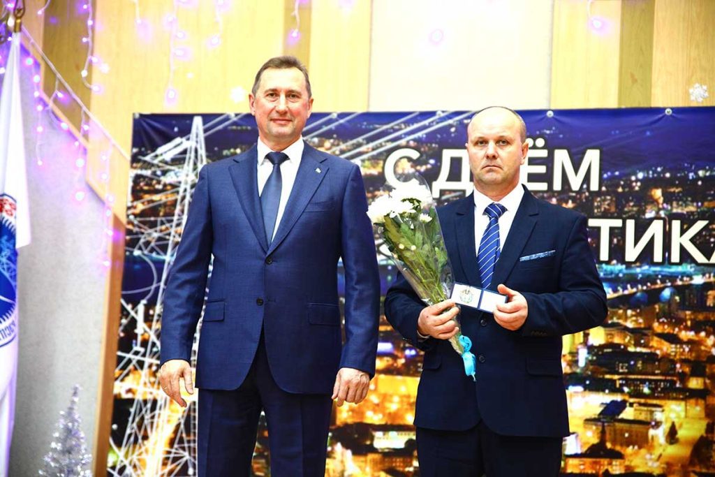 Климовичские энергетики принимали поздравления