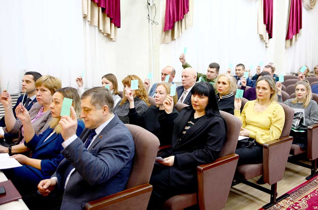 Заседание райисполкома и 20-я сессия райсовета: утвержден бюджет района на 2026 год