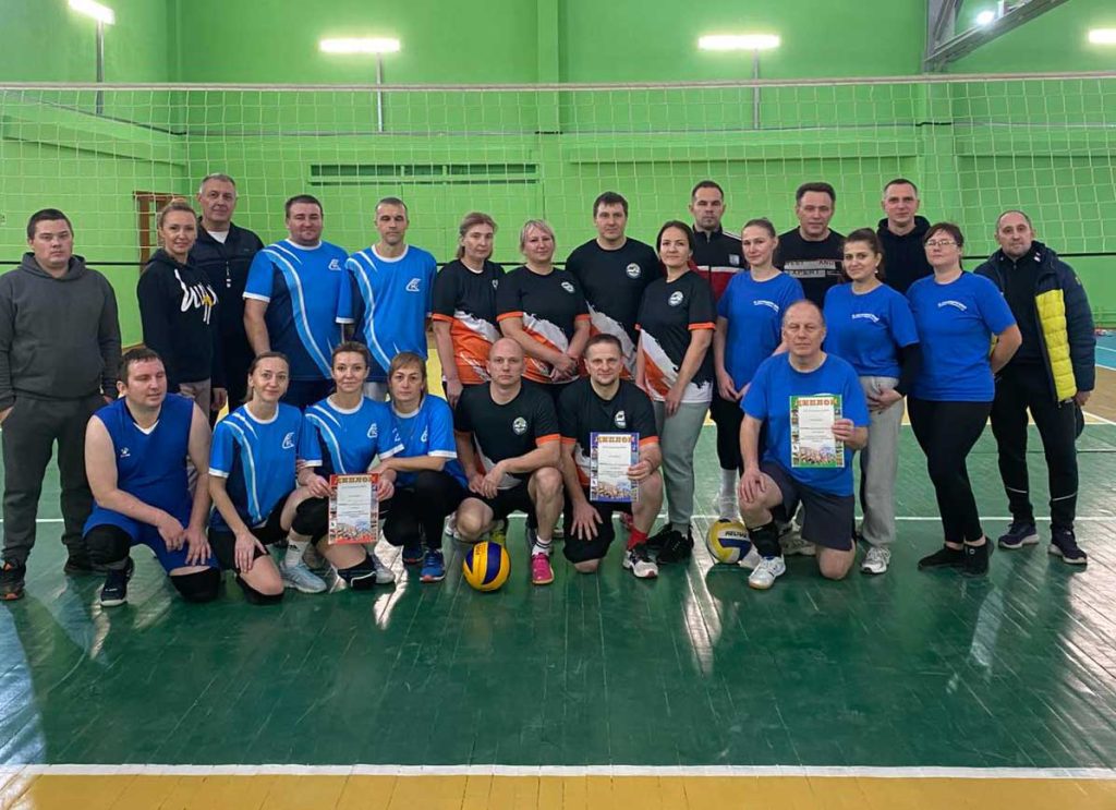 В Климовичах определились победители турнира по волейболу