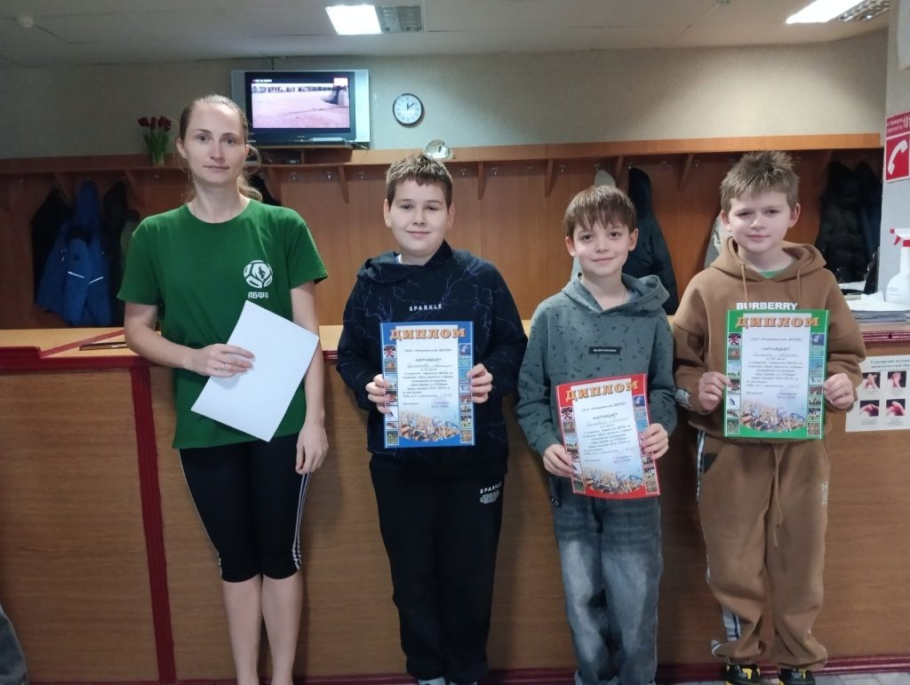 Стали известны победители первенства Климовичей по плаванию