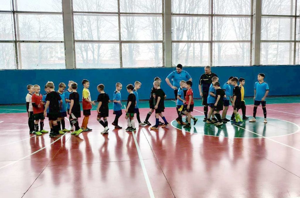 Две победы одержали климовчане в чемпионате Могилева по мини-футболу