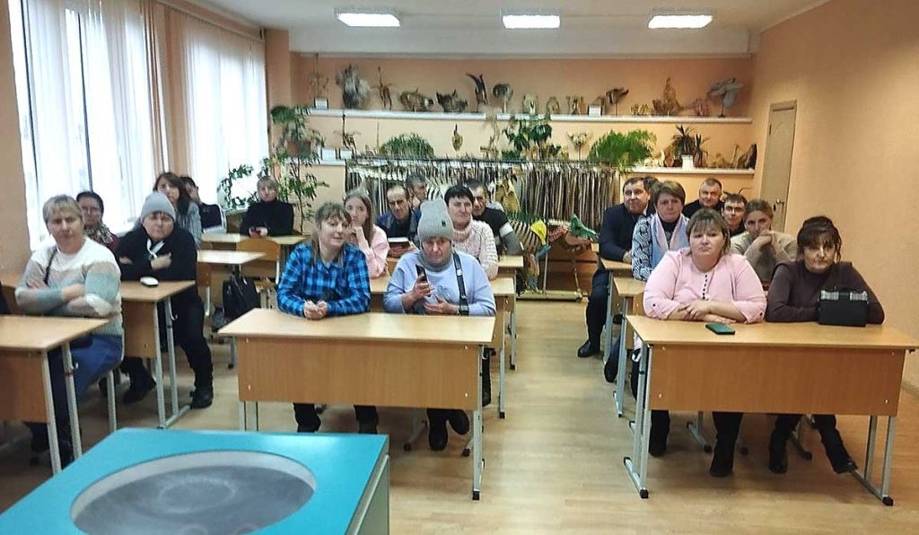 Теория и практика для животноводов: семинар-учеба в Климовичском аграрном колледже
