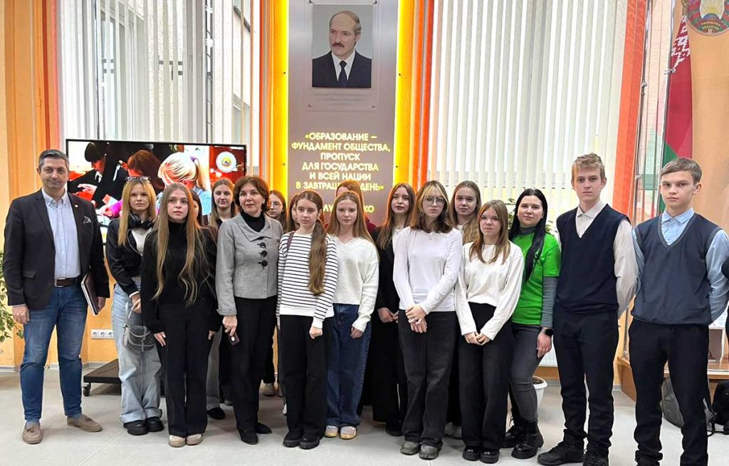 Учащиеся профильных педклассов Климовщины посетили МГУ имени А.А. Кулешова