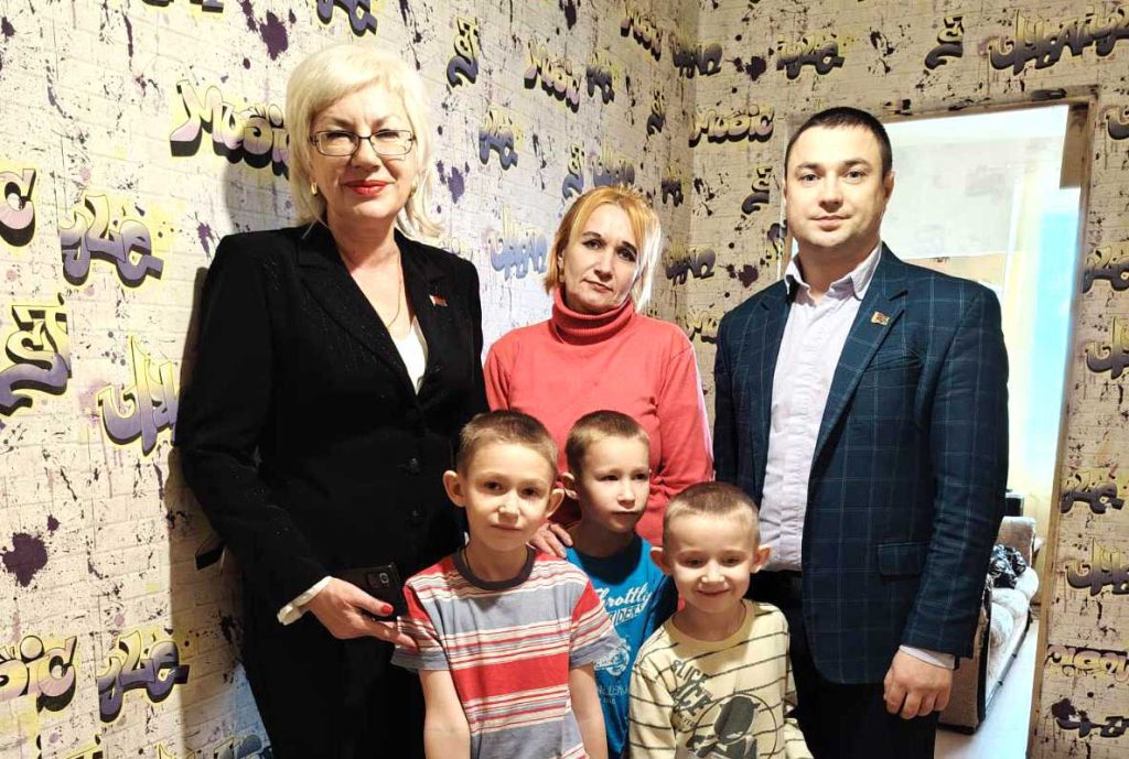 Праздники для детей: как проходит акция «Наши дети» на Климовщине