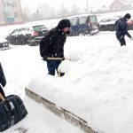 Снежный циклон испытывает климовчан на прочность