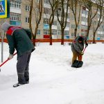 Труженики организаций Климовщины включились в работу по уборке снега