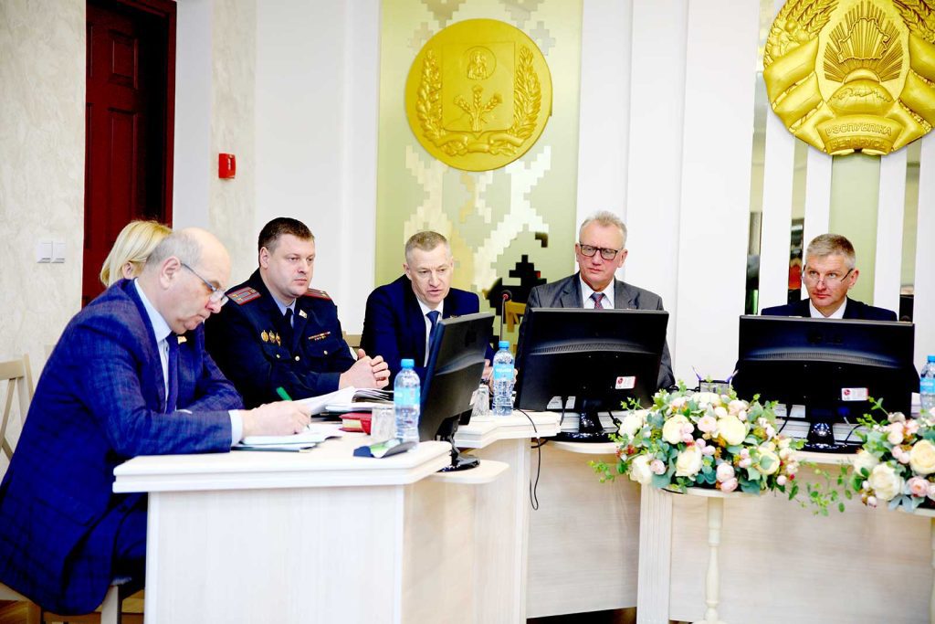 В Климовичах обсудили соблюдение законодательства о труде в организациях района