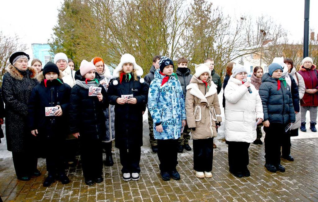В Климовичах прошел митинг в честь 37-й годовщины вывода войск из Афганистана