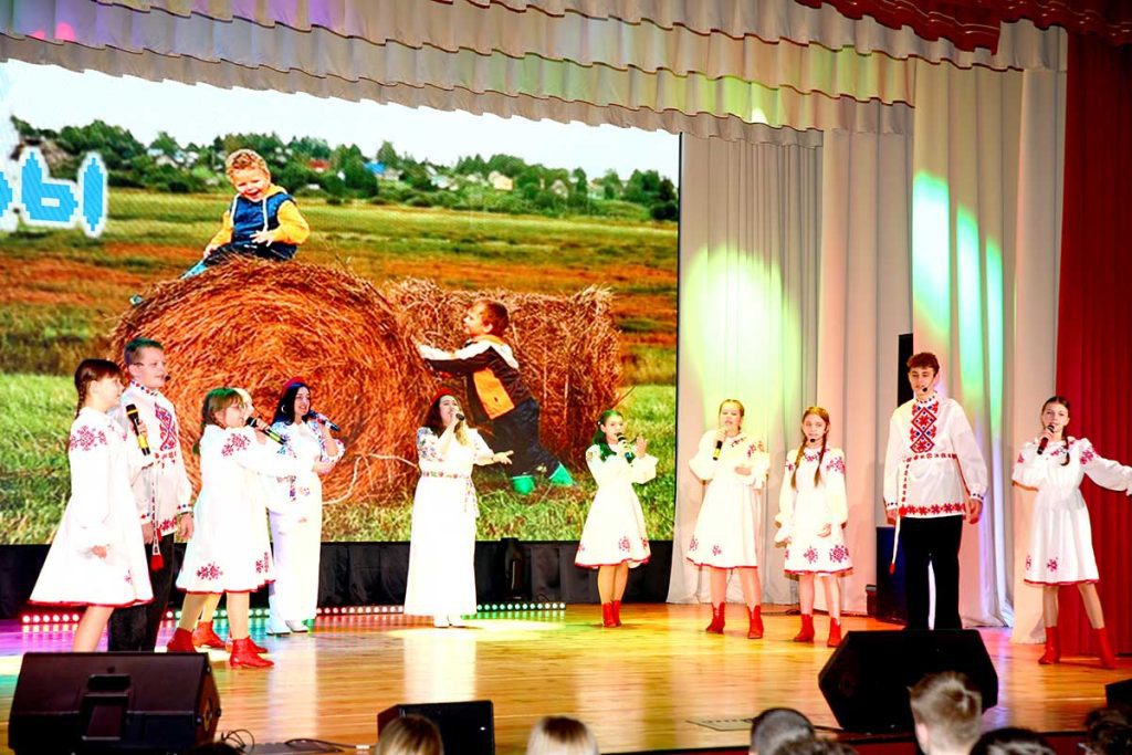 В Климовичах прошли торжества, посвященные Дню защитников Отечества и Вооруженных Сил Республики Беларусь