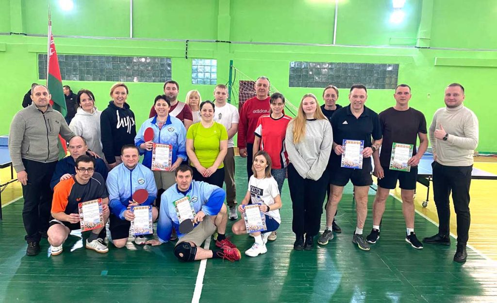 В Климовичах определили лучших теннисистов