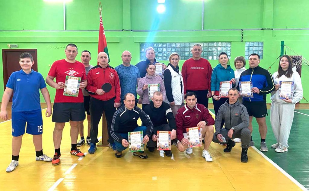 В Климовичах определили лучших теннисистов