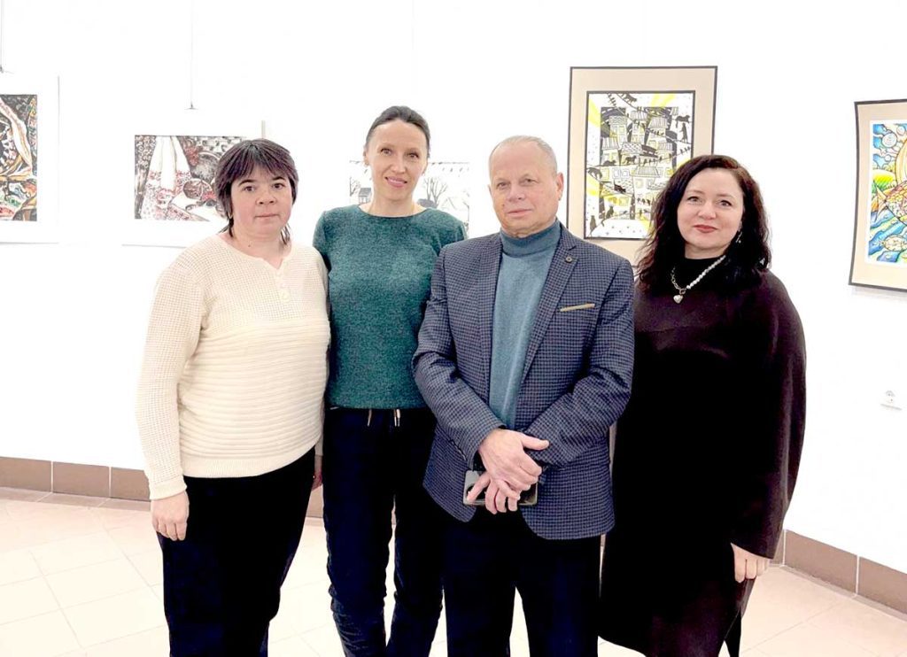 Творческие работы учащихся и учителей Климовичской ДШИИ выставляются в Минске