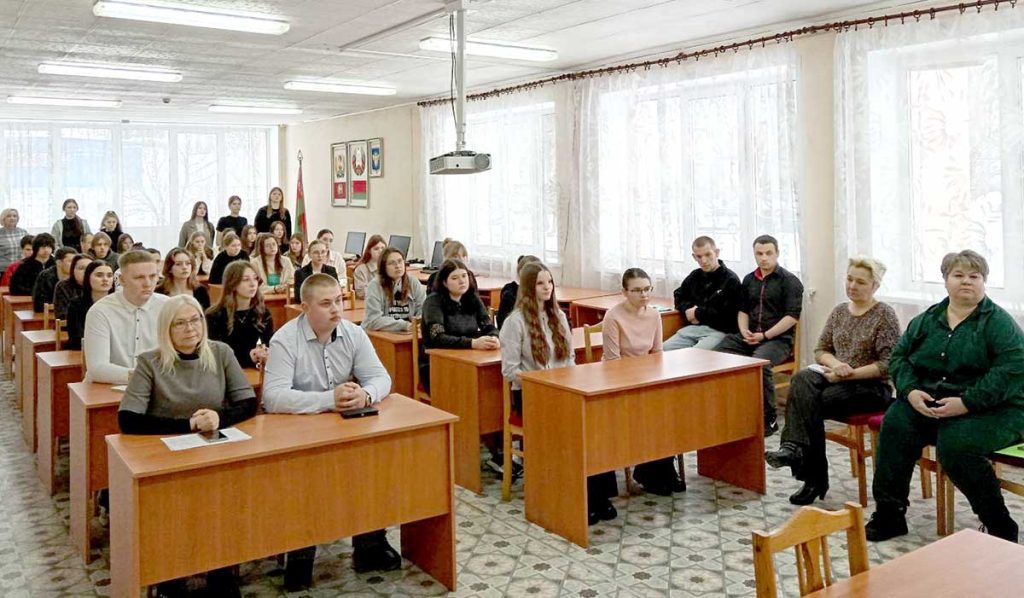 Фельдшеры ветеринарной медицины распределись на первые рабочие места