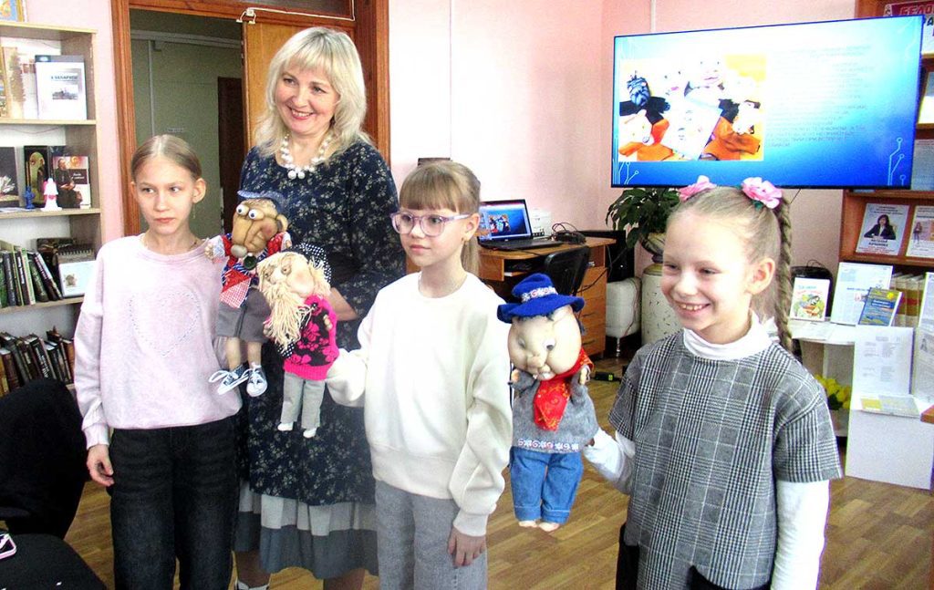 Климовчане встретились с писательницей Галиной Перун