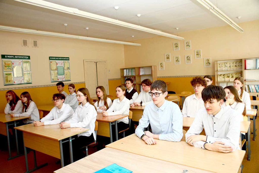 Где выучиться на журналиста, рассказали климовичским школьникам