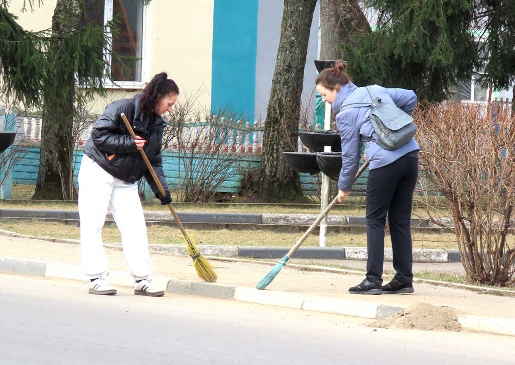 Предприятия и жители Климовичей активно включились в благоустройство города