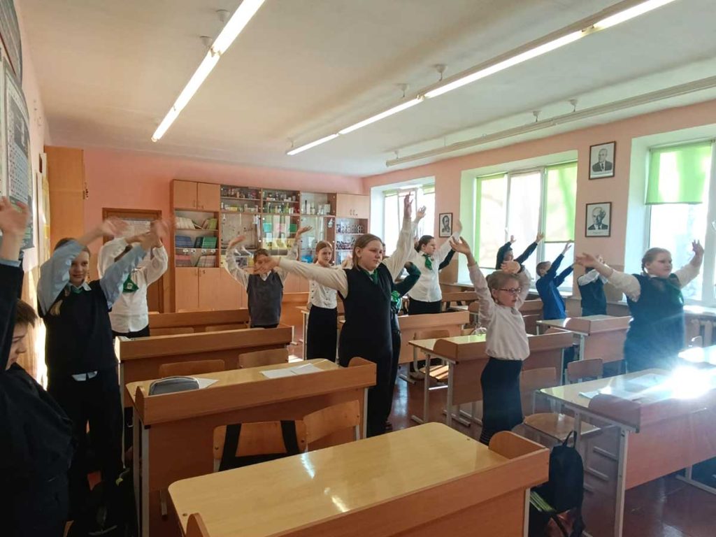 В гимназии Климовичей прошел урок безопасности: как предвидеть и избегать опасности