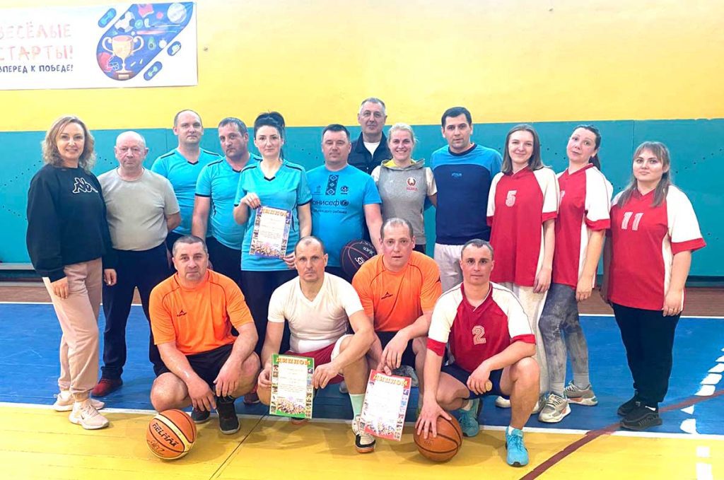 В Климовичах определили победителей первенства района по стритболу