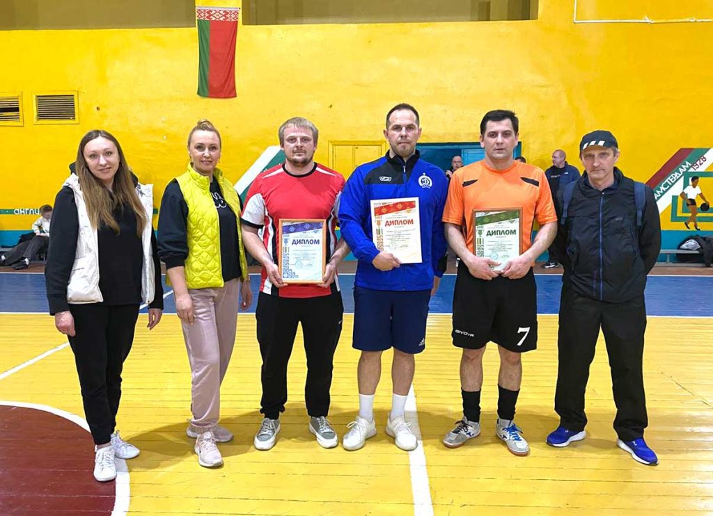 Стал известен победитель турнира по мини-футболу в Климовичах