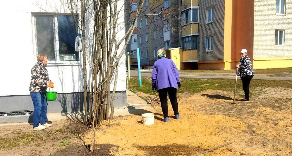 Климовчане включились в месячник по благоустройству