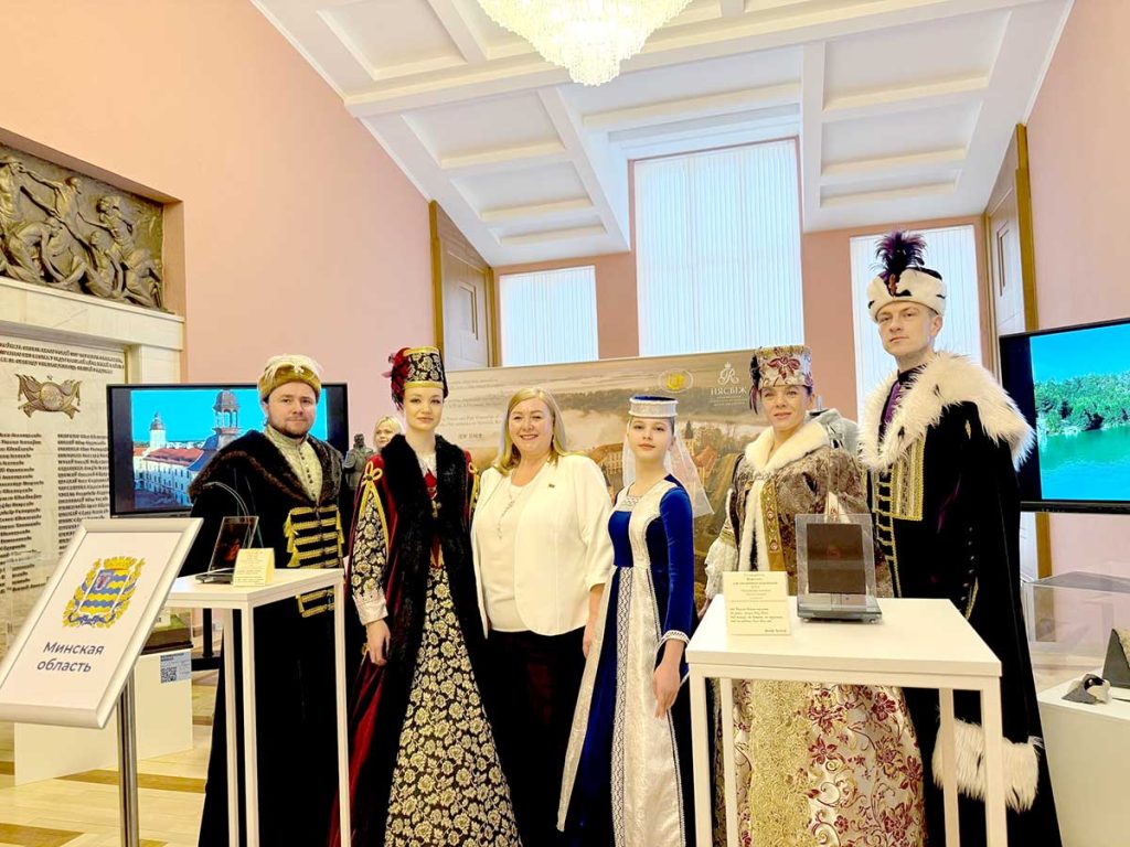 «Женщина и будущее деревни»: представительницы 118 районов Беларуси приняли участие в масштабном форуме