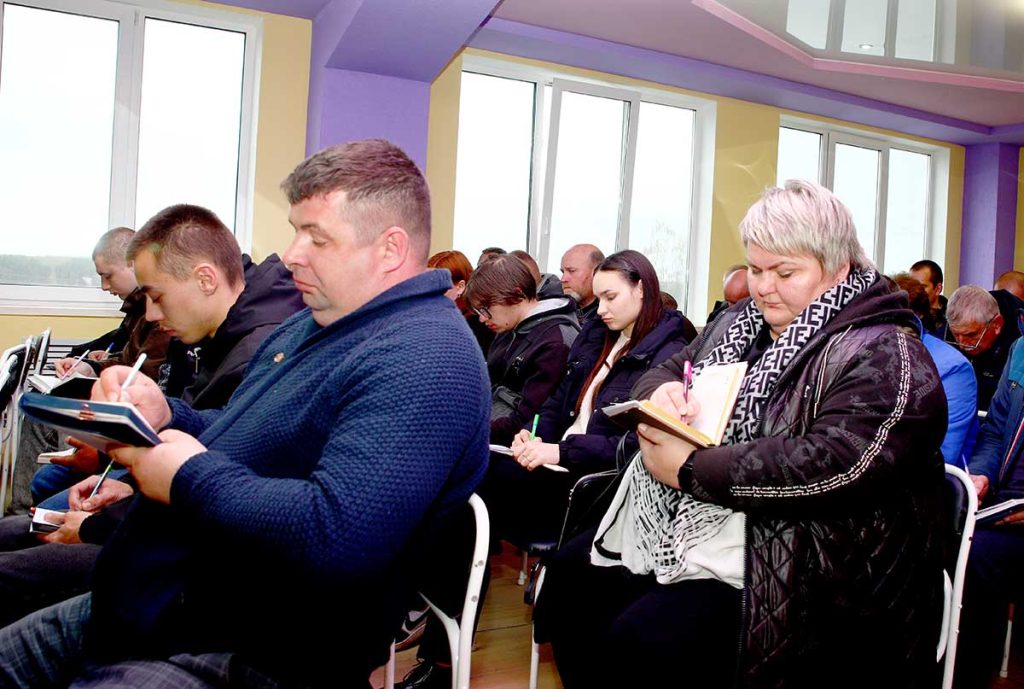 В Климовичах провели семинар для работников сельхозпредприятий, задействованных на севе кукурузы