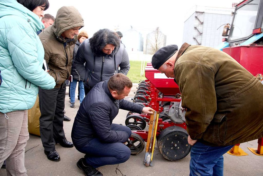 В Климовичах провели семинар для работников сельхозпредприятий, задействованных на севе кукурузы