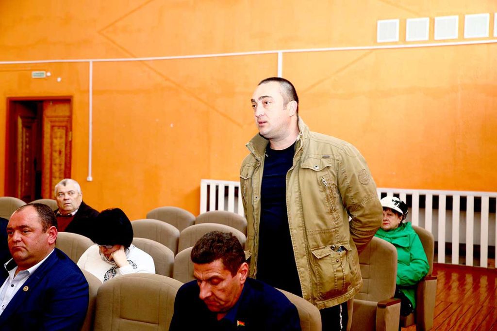 В Климовичах провели встречу жителей микрозоны «50 лет СССР»