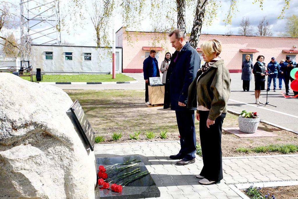 На Климовщине открыли памятный знак энергетикам — ликвидаторам аварии на ЧАЭС