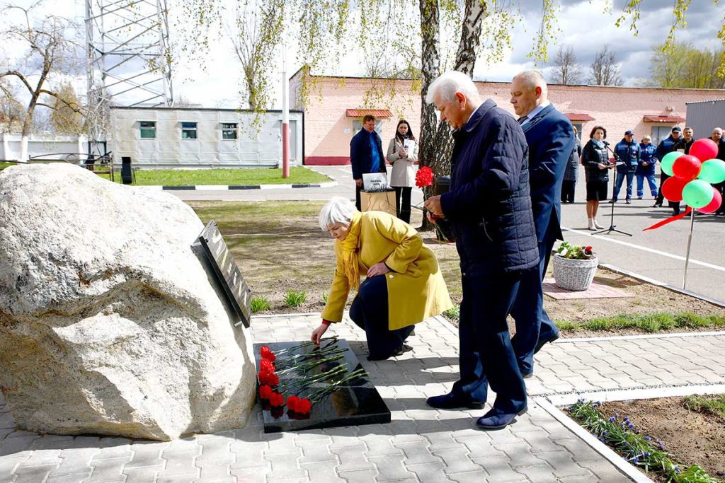 На Климовщине открыли памятный знак энергетикам — ликвидаторам аварии на ЧАЭС