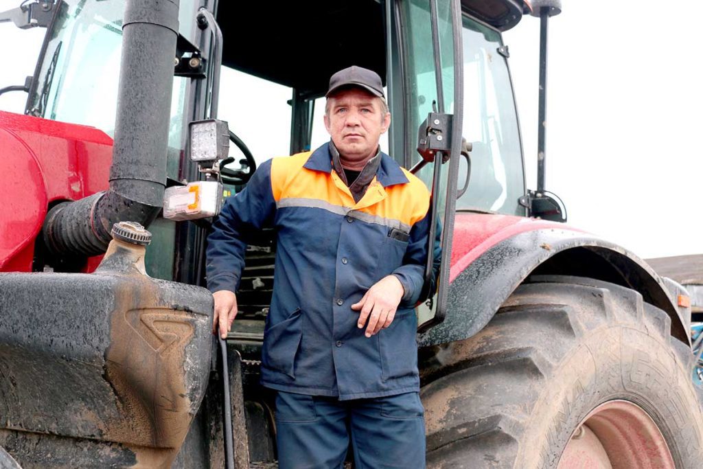 В ОАО «Племенной завод «Тимоново» Климовичского района сеют овес