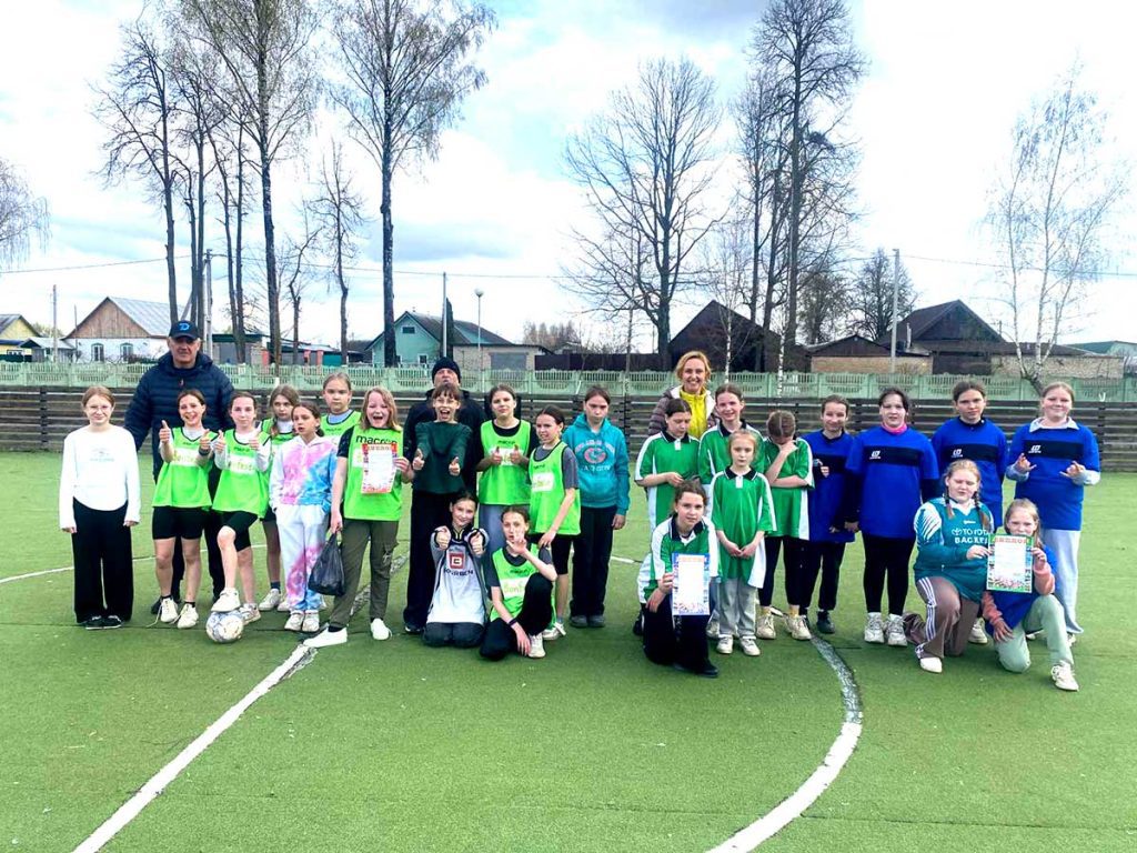 В Климовичах провели районное первенство по футболу среди юношей и девушек