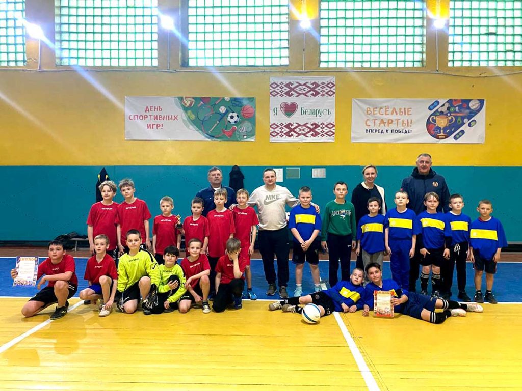 В Климовичах провели районное первенство по футболу среди юношей и девушек