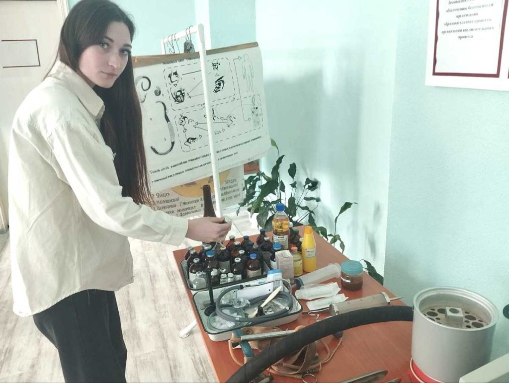 В Климовичском аграрном колледже распределили 40 фельдшеров ветеринарной медицины