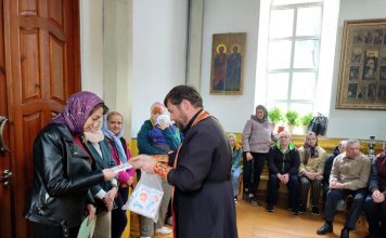 Подопечные Климовичского РЦСОН посетили Свято-Михайловский храм Главная