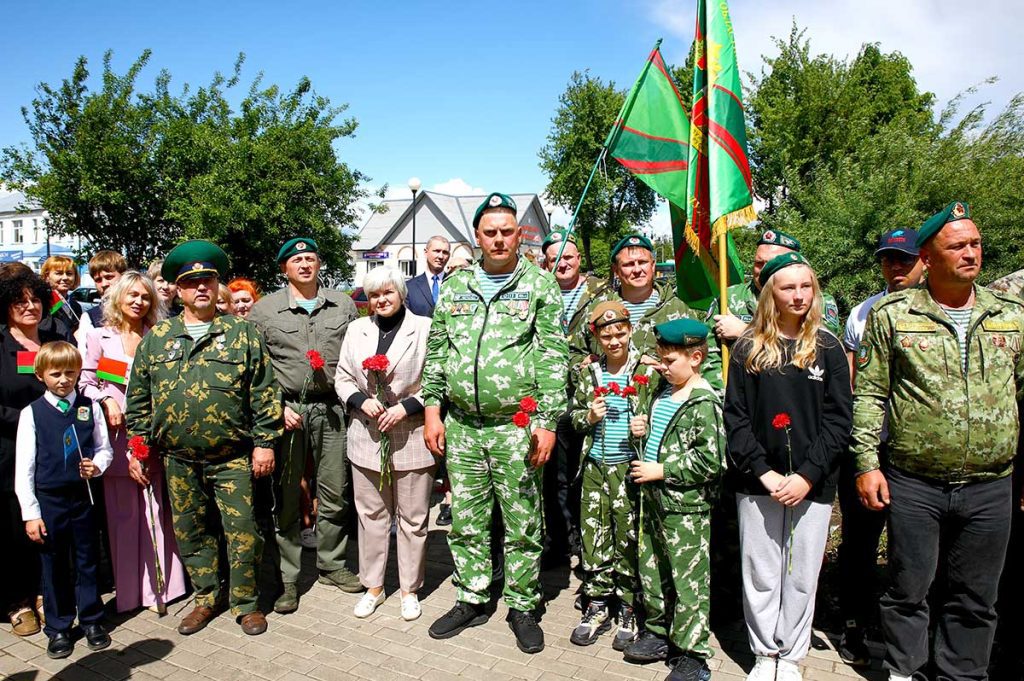 85 лет обороны Могилевщины и День пограничника: как Климовичи встретили участников автопробега