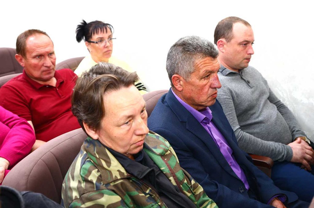 Соблюдение законодательства о труде в организациях АПК рассмотрели на заседании Климовичского райисполкома