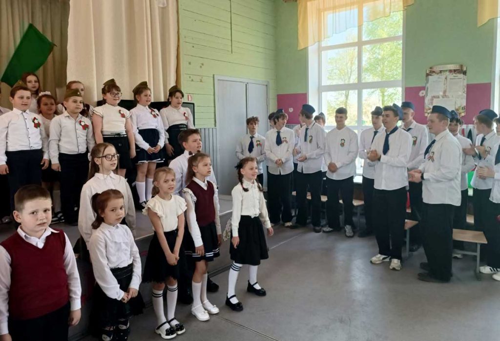 В Климовичах провели торжественное мероприятие «Благодарим. Помним!», посвященное Дню Победы