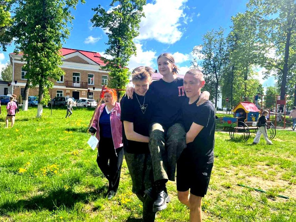 В Климовичах провели районный этап военно-патриотических игр «Зарничка» и «Зарница»