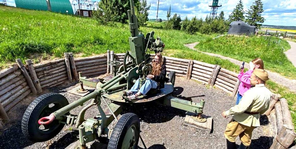 Учащиеся и преподаватели Климовичского аграрного колледжа посетили святые места для белорусов