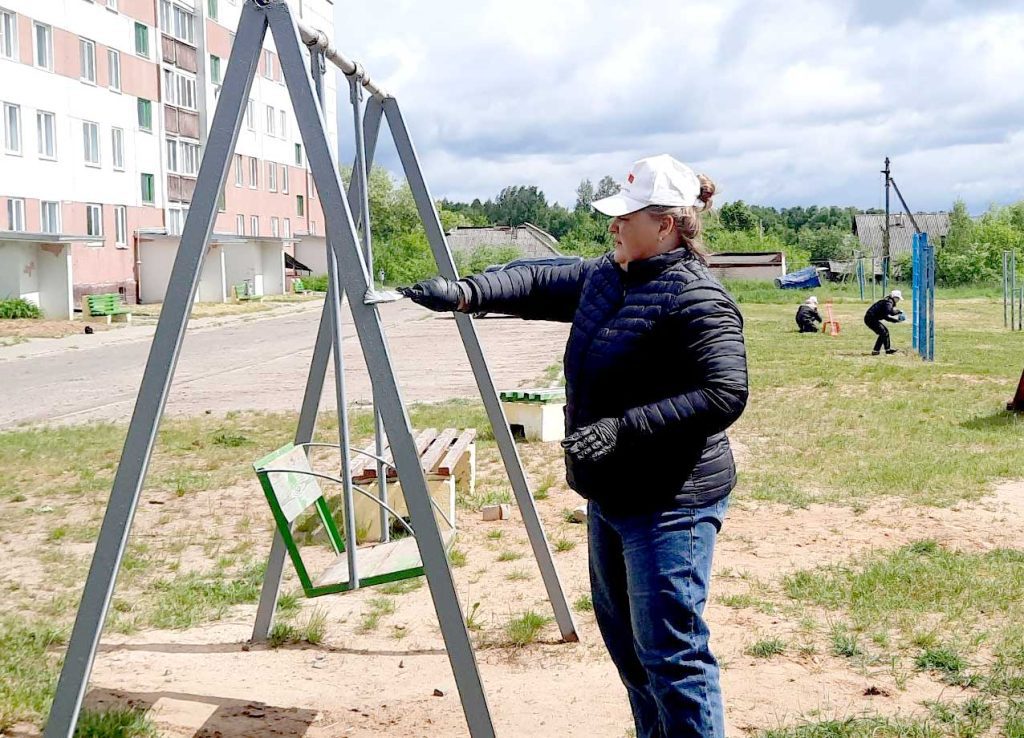 В Климовичах РОО «Белая Русь» и работники ЖКХ реализуют совместный проект