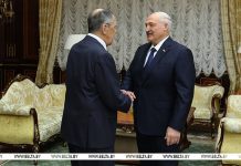 Лукашенко об отношениях с Россией: несмотря на разного рода гвалты, идем тем путем, который определили