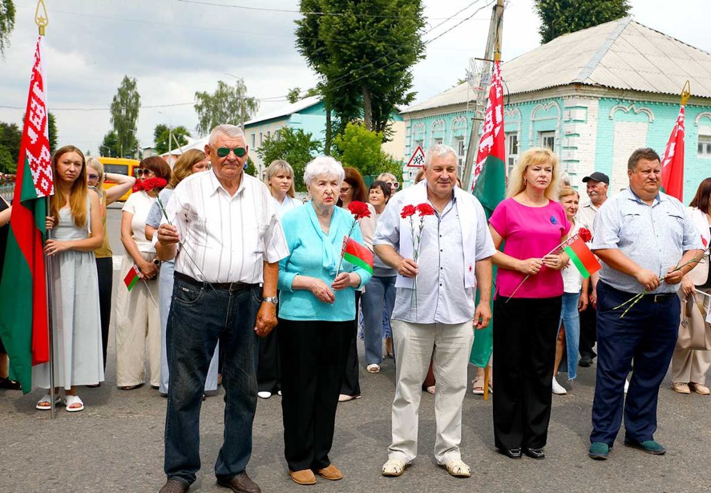 В Климовичах почтили память жертв Великой Отечественной войны