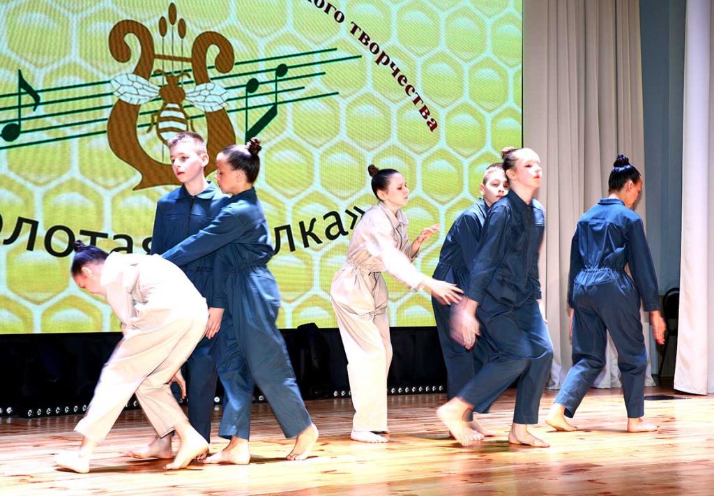 Второй день «Золотой пчелки» в Климовичах: праздник детства продолжается