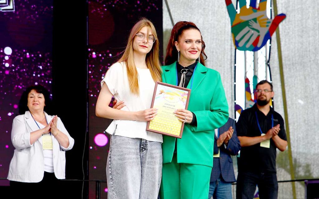 Среди обладателей Гран при «Золотой пчелки» — климовчанка